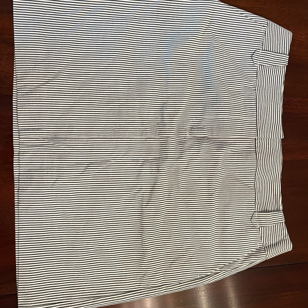 LOFT Flat Front Black and White Skirt